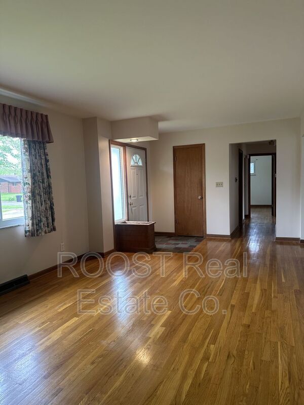 Building Photo - 3919 Conway Dr