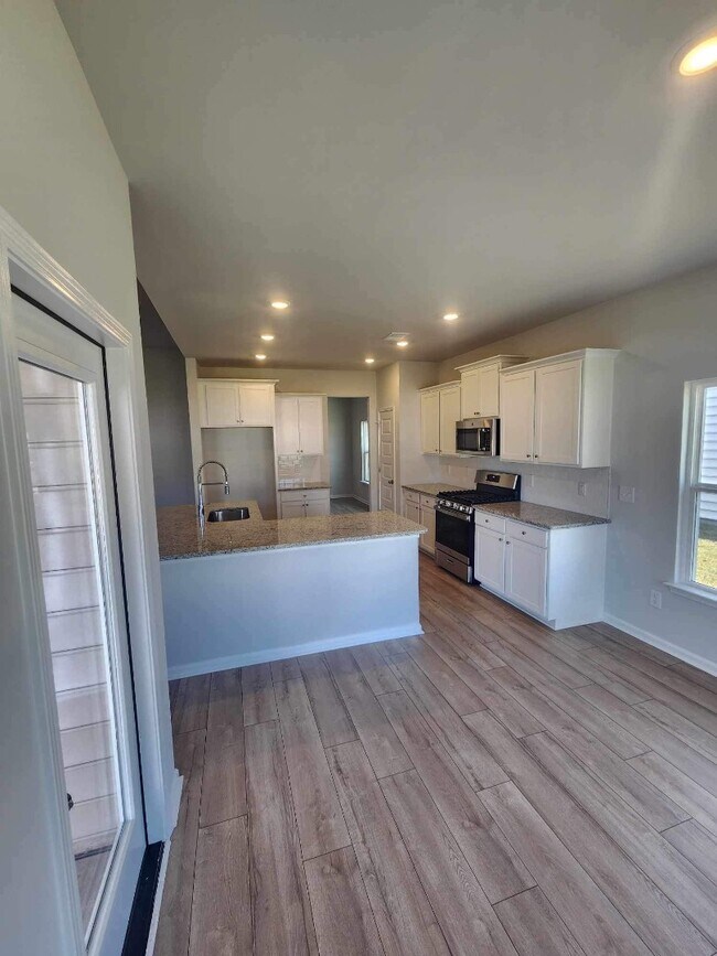 Building Photo - 147 Albatross Wy