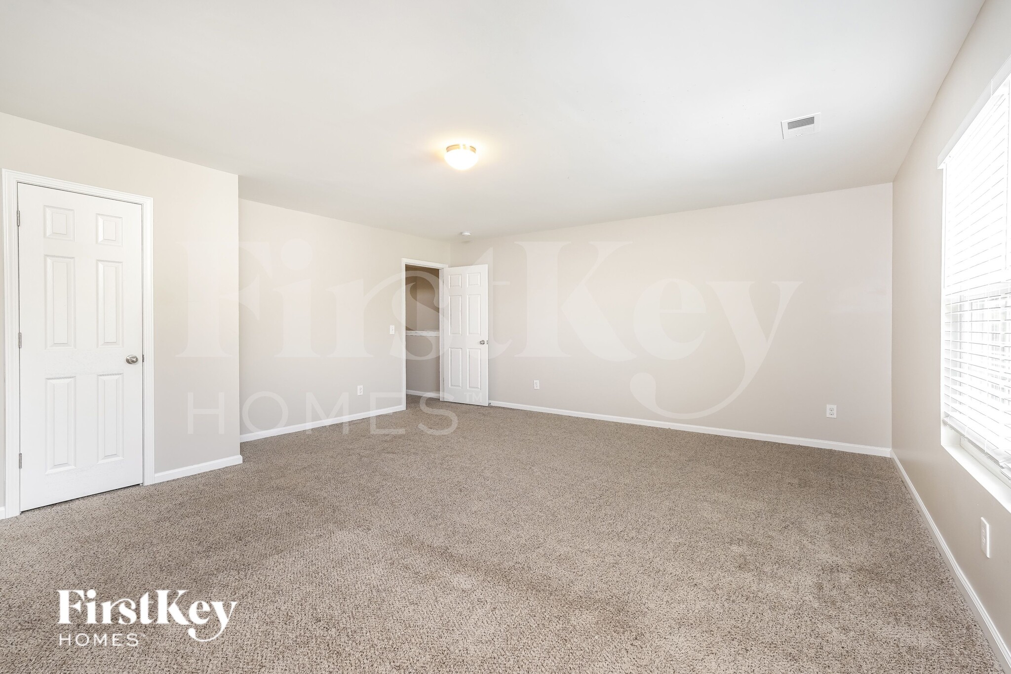 Building Photo - 294 Hartsfield Forest Dr