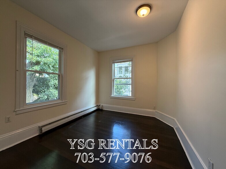 Building Photo - 10 Alleghany St