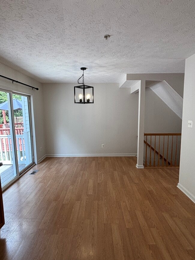 Building Photo - 526 Harbour Ct