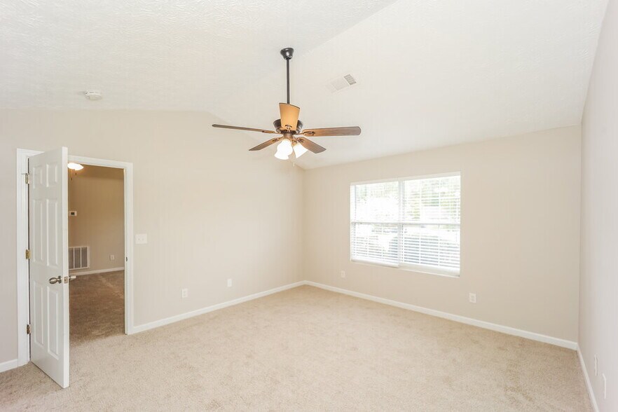 Building Photo - 94 Virginia Heights Dr