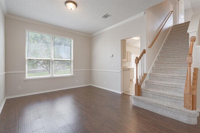Building Photo - 909 Wilderness Path
