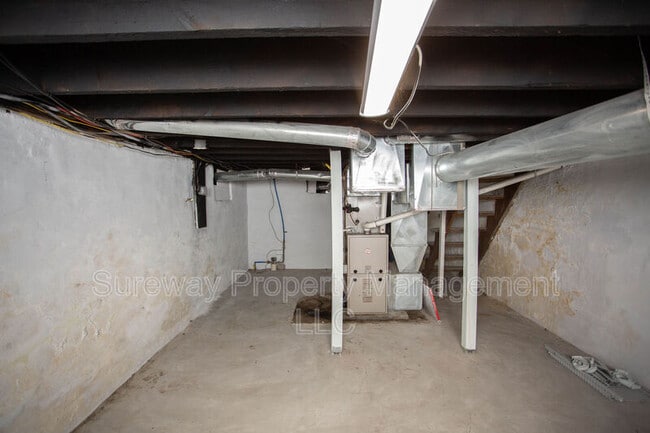 Building Photo - 200 Chestnut St