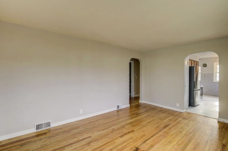 Building Photo - 2728 Hilda Ave