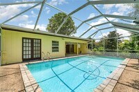 Building Photo - 2324 Jasper Ave