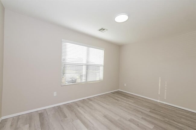 Building Photo - 9117 SW 55th St