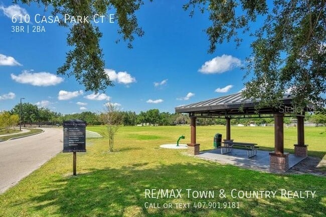 Building Photo - Casa Park Townhome For Rent in Tuscawilla!
