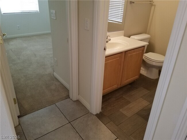 Building Photo - 6120 Alderley Ct