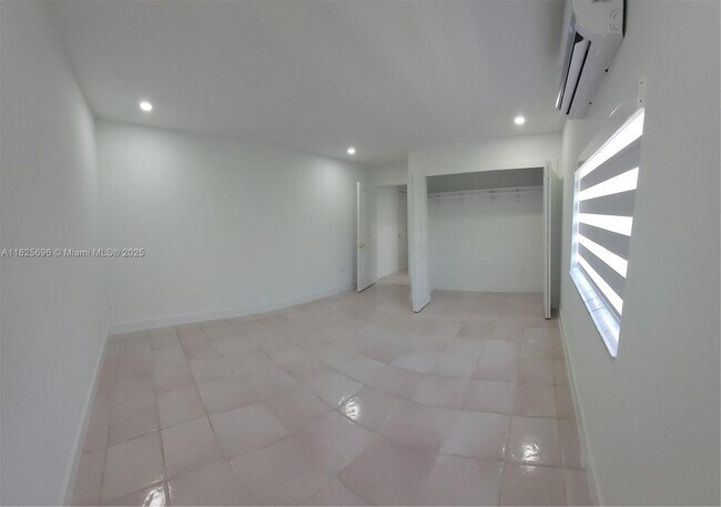 Building Photo - 13220 SW 46th St