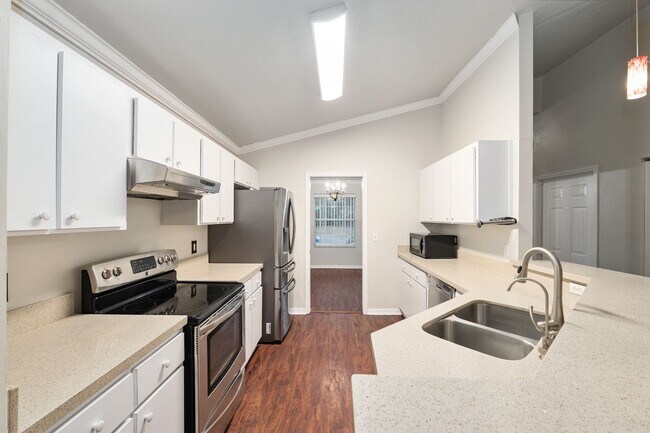 Building Photo - 2114 NW 52nd Pl