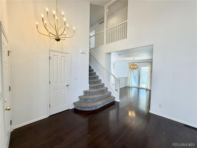 Building Photo - 5421 S Ireland Way