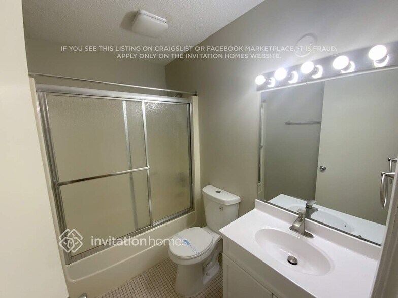Building Photo - 7595 Springbrook Ln