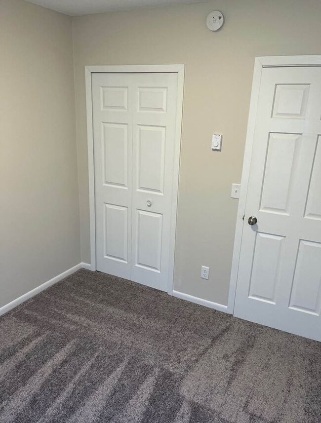 Building Photo - 116 E Church St