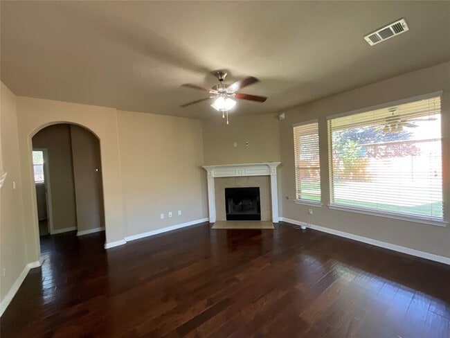 Building Photo - 2807 Prosperity