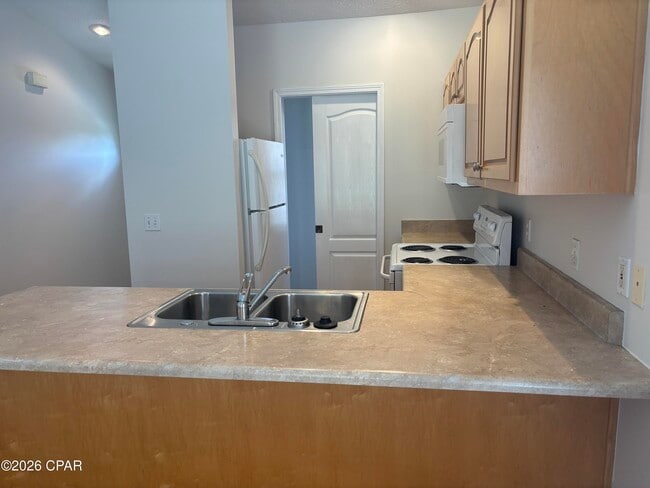 Building Photo - 3611 Eagle Ln