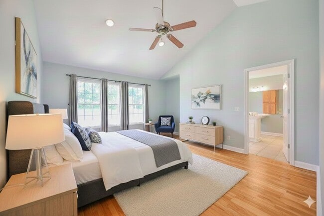 Building Photo - 237 Riverbend Rd