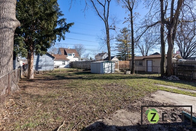 Building Photo - OPEN HOUSE- 2/19! 3PM-3:30PM! Updated 3 Bed Ranch in Madison Heights Ready for Move in!