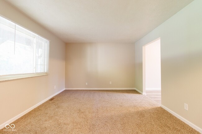 Building Photo - 5801 Furnas Rd