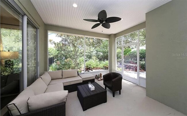 Building Photo - 5324 Cottonwood Tree Cir