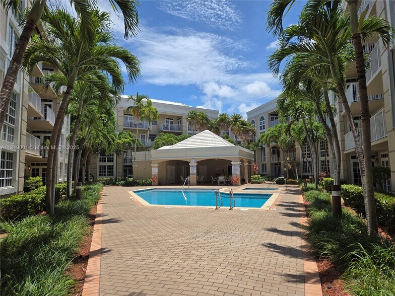 Building Photo - 1280 S Alhambra Cir