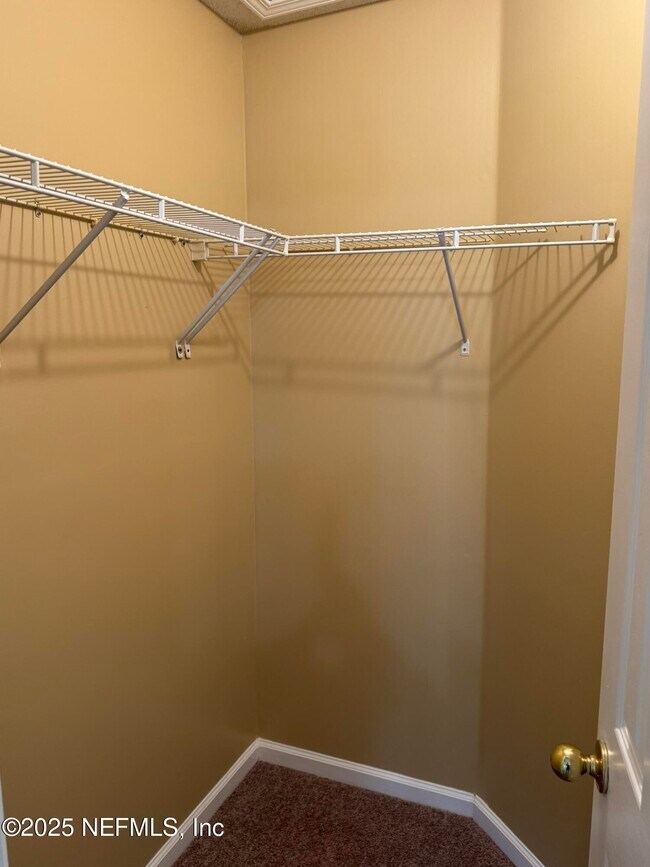 Building Photo - 1318 Yellow Jacket Ct