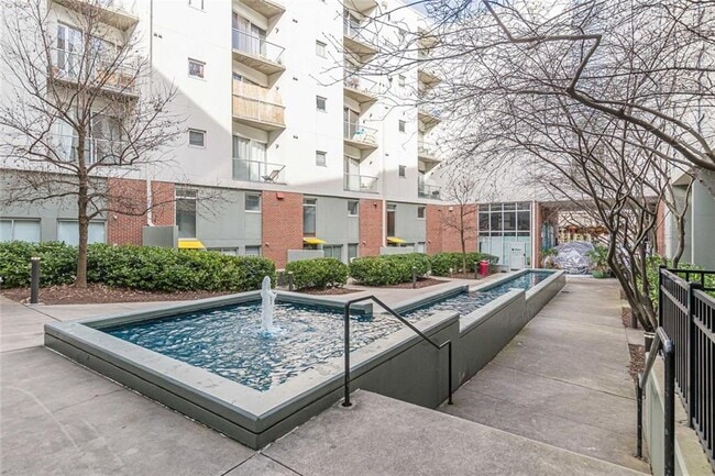 Building Photo - 620 Glen Iris Dr NE