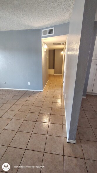 Building Photo - 7038 W Fillmore St