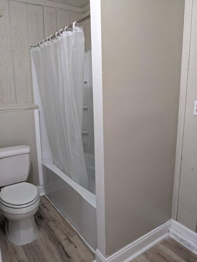 Building Photo - 1.0 bedroom in Centerville Indiana 47330