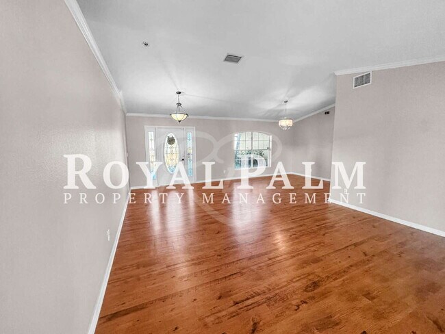 Building Photo - 326 SW 29th St