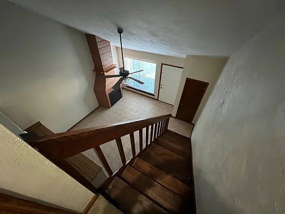 Building Photo - "Charming 2-Bed, 2-Bath Home in Tallahassee's Heart - Cozy 928 Sq Ft Haven!"