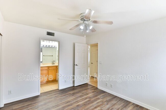 Building Photo - 330 S Beck Ave