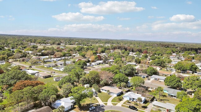 Building Photo - 2145 5th St