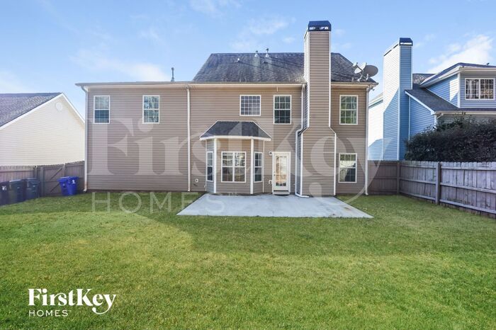 Building Photo - 333 Westhill Dr