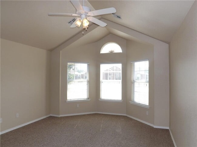 Building Photo - 2837 Astor Dr