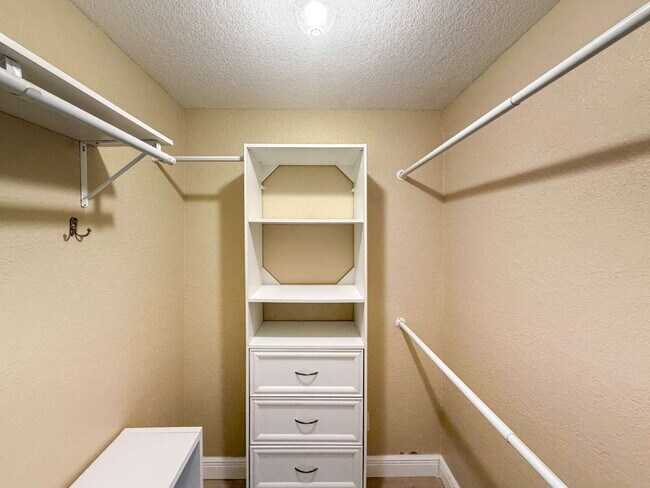 Building Photo - 3 BEDROOM • 2 BATHROOM • PRIVATE POOL • WATERFRONT • BOAT LIFT • ZERO DEPOSIT MOVE-IN AVAILABLE