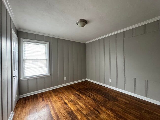 Building Photo - 790 Allendale Dr