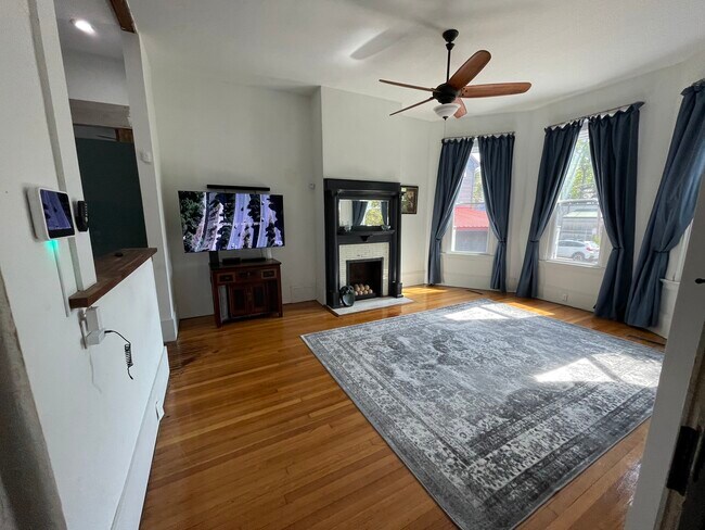 LIVING ROOM - 120 W 37th St