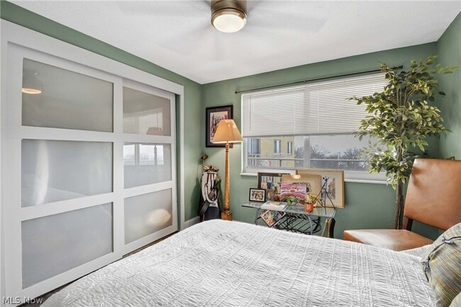 Building Photo - 10301 Lake Ave