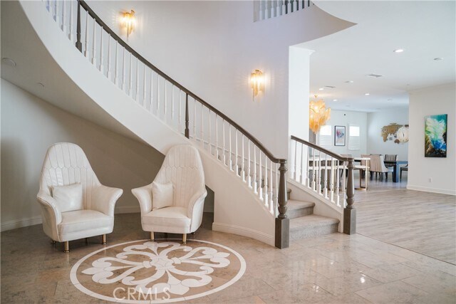 Building Photo - 111 Great Oak