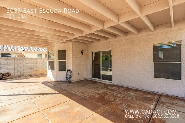 Building Photo - 3039 E Escuda Rd