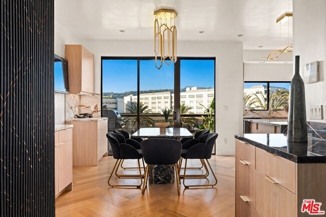 Building Photo - 121 Canon Dr