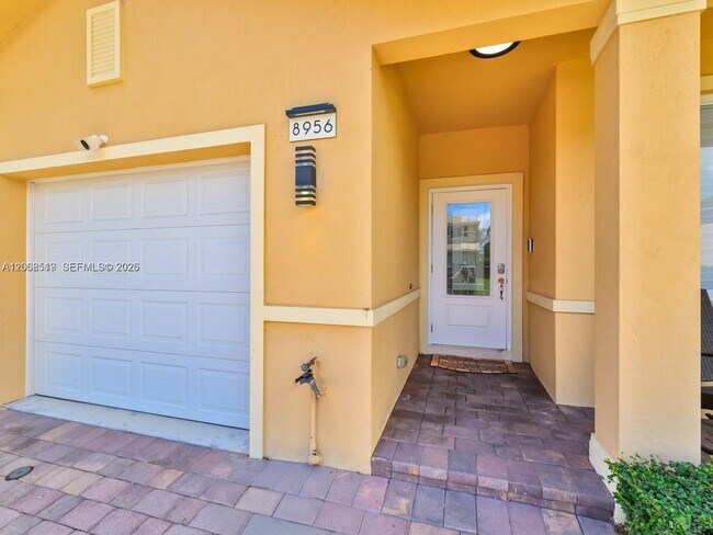 Building Photo - 8956 SW 215th Ln