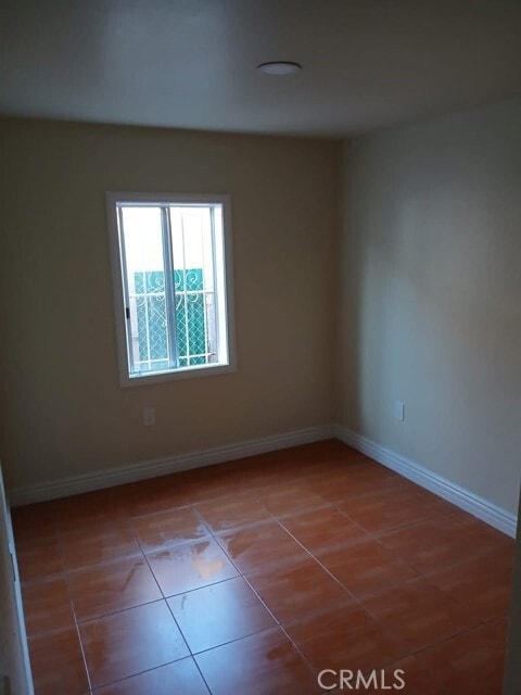 Building Photo - 4912 Astor Ave