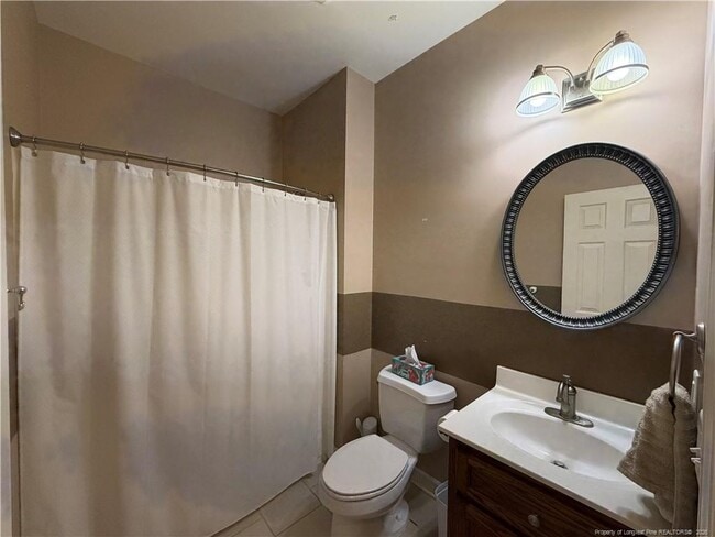 Building Photo - 10 Grayson Pl