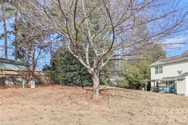 Building Photo - 153 Marakery Rd