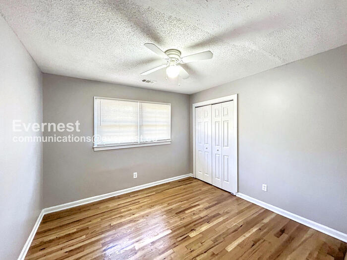 Building Photo - 1214 Calhoun Ave