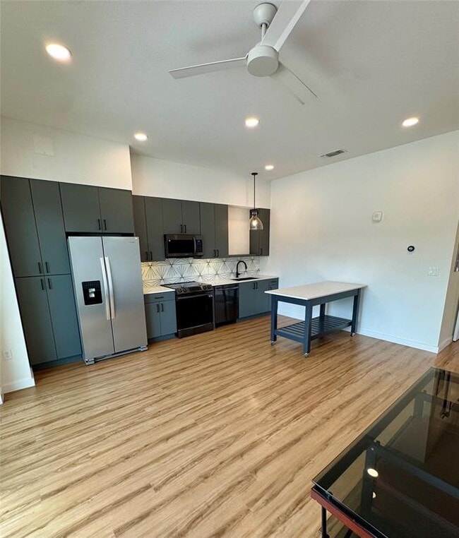 Building Photo - 2165 Gabriels Pl