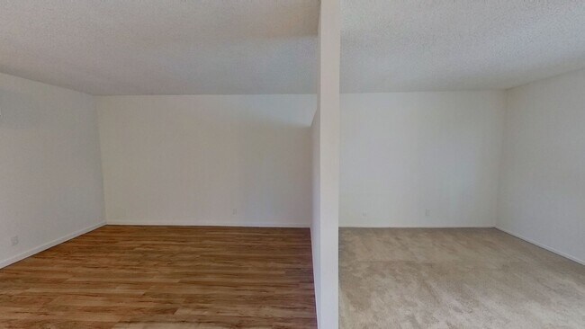 Building Photo - 555 N Tustin Ave