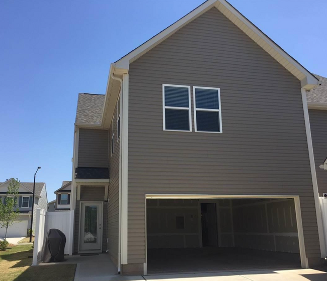 Building Photo - 119 Winifred Dr